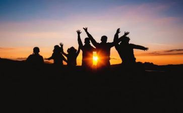 朋友圈的利与弊作文800字5篇