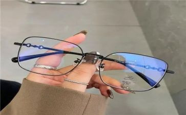 眼镜店2024年工作总结6篇