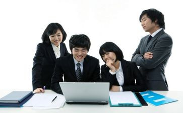 新职员的工作总结8篇